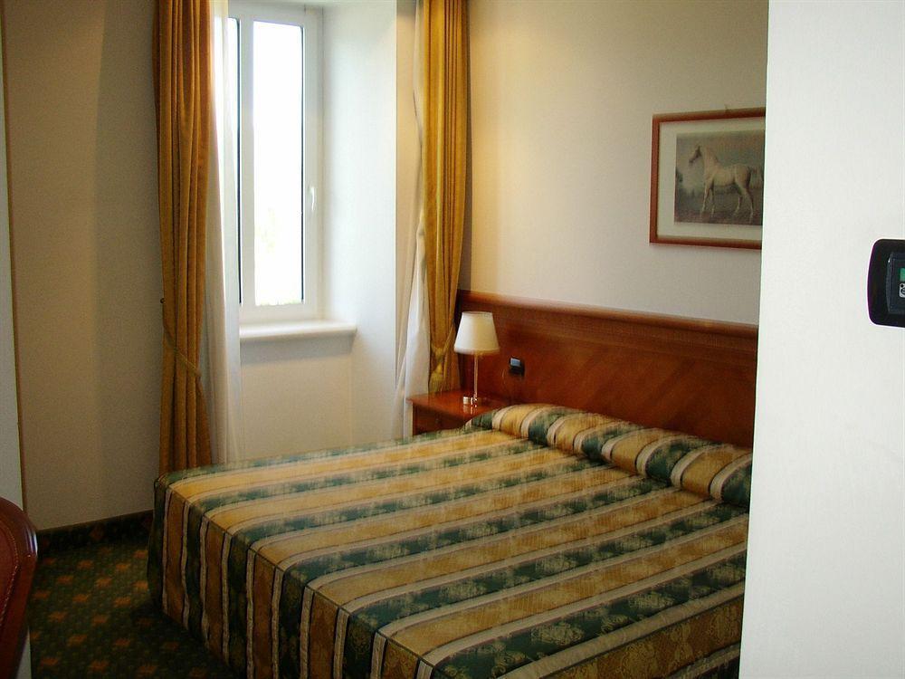 Hotel Eden Левико-Терме Экстерьер фото